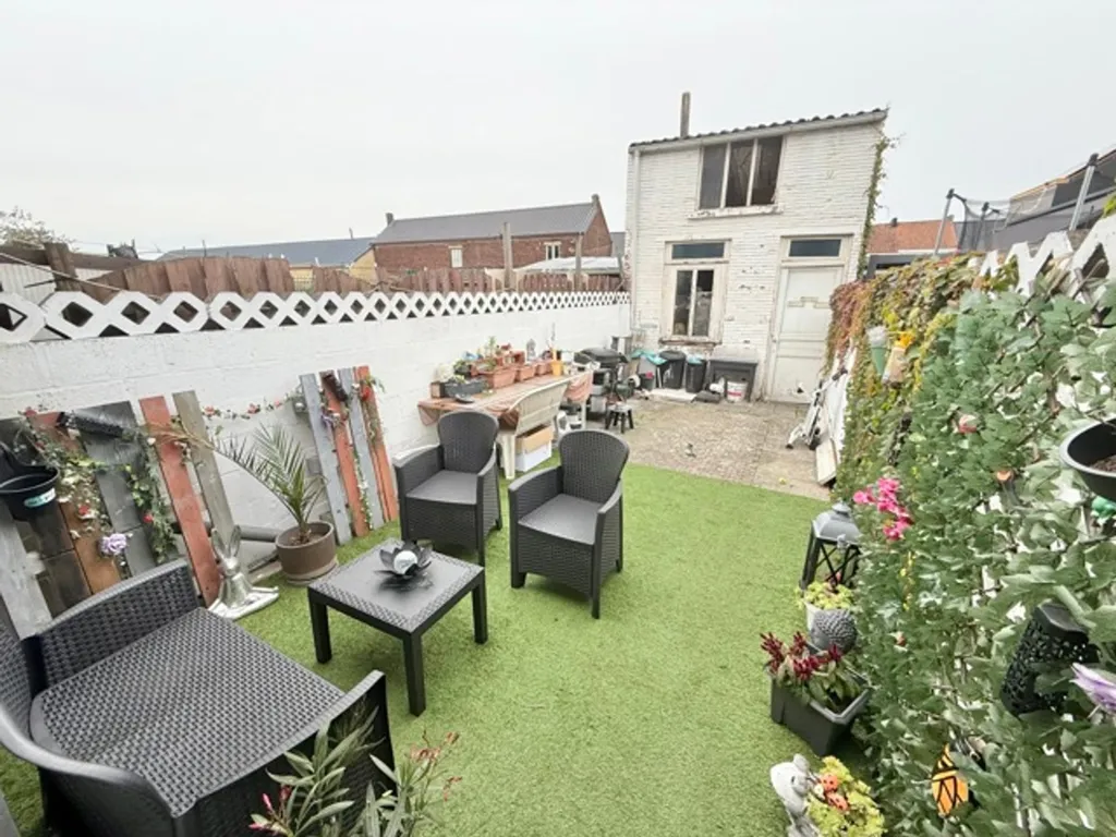 Aed - Character House with Terrace in Gosselies
