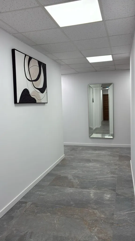 Entrée - Office in Finca de Hierro, Valencia