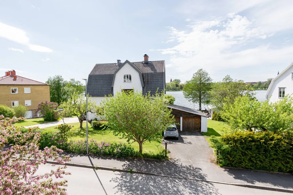 Õhuvaade - Villa with Lake View in Jönköping