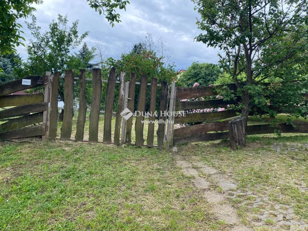 Garden - Weekend Cottage with Garden in Pogány