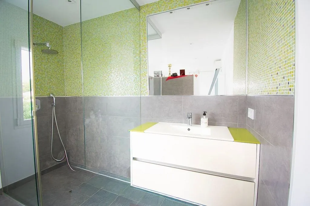 Bathrooms - Luxury Villa with Pool in El Toro