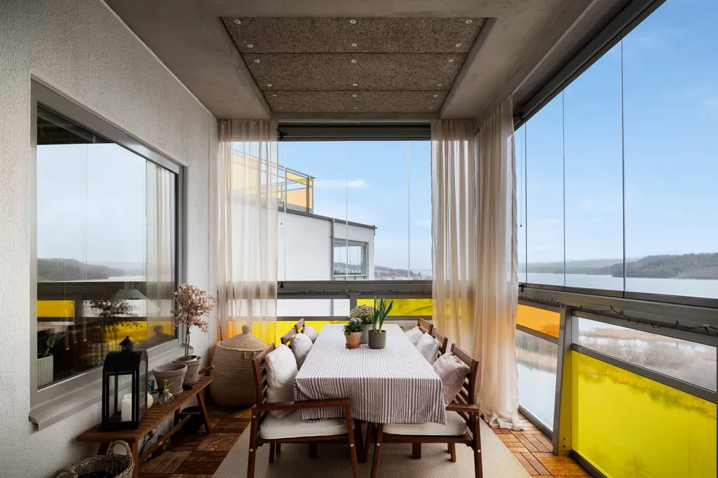 Salle à manger - Modern Flat with Panoramic View in Ulricehamn