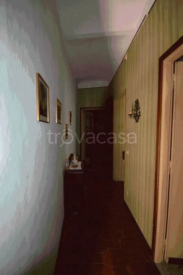 Entrée - Independent House with Terrace in Monteu Roero