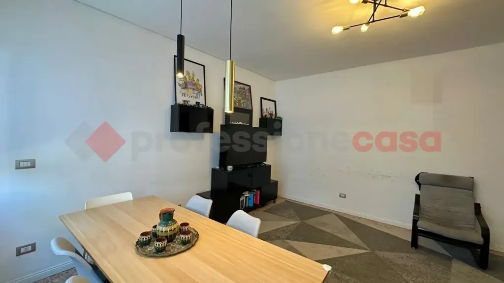 Dining Room - Semi-detached Villa with Central Location in Opera