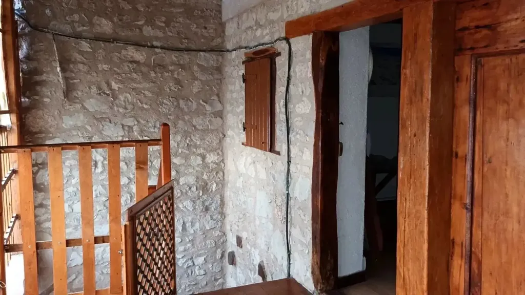 Pièces - Restored Rustico with Mountain View in Vittorio Veneto
