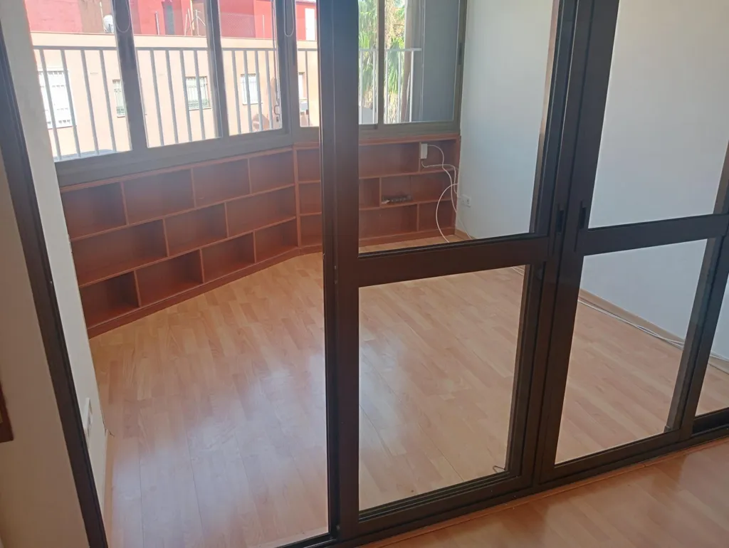 Pièces - Spacious Apartment with Terrace in La Florida