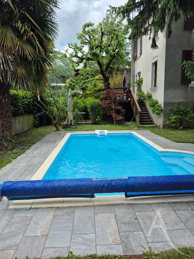Piscine - Villa des Années 30 avec Piscine dans Quartier Calme
