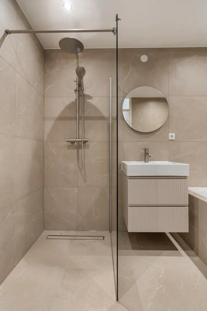 Bagni - Modern 3-Bedroom Apartment in Amsterdam Centre