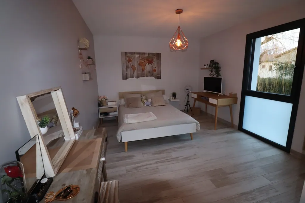 Chambres - Villa Contemporaine avec Piscine à Saint-Maurice de Lignon