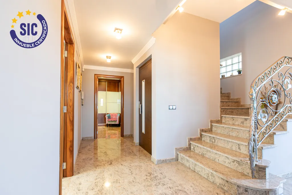 Pièces - Independent House with Pool in Gandia