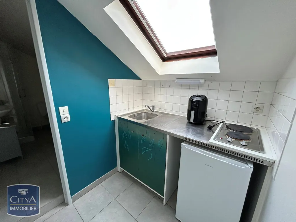 Köök - Studio Apartment with River View in Alençon