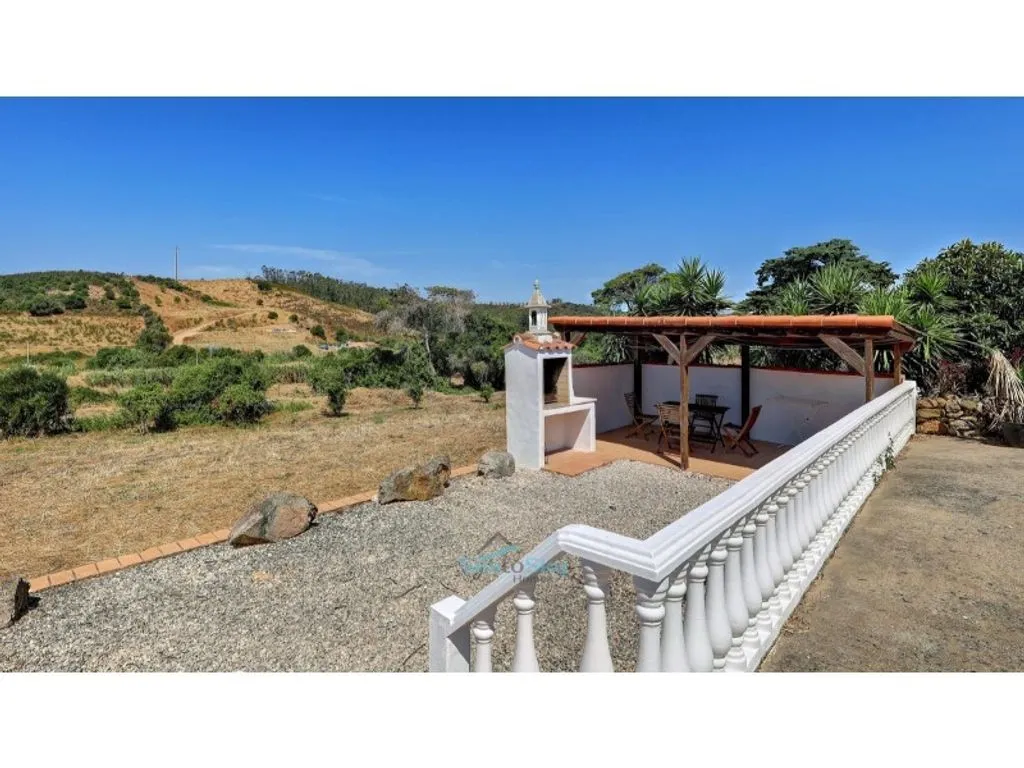 Terrasse - Luxury Farmhouse with Multiple Units in Vila do Bispo