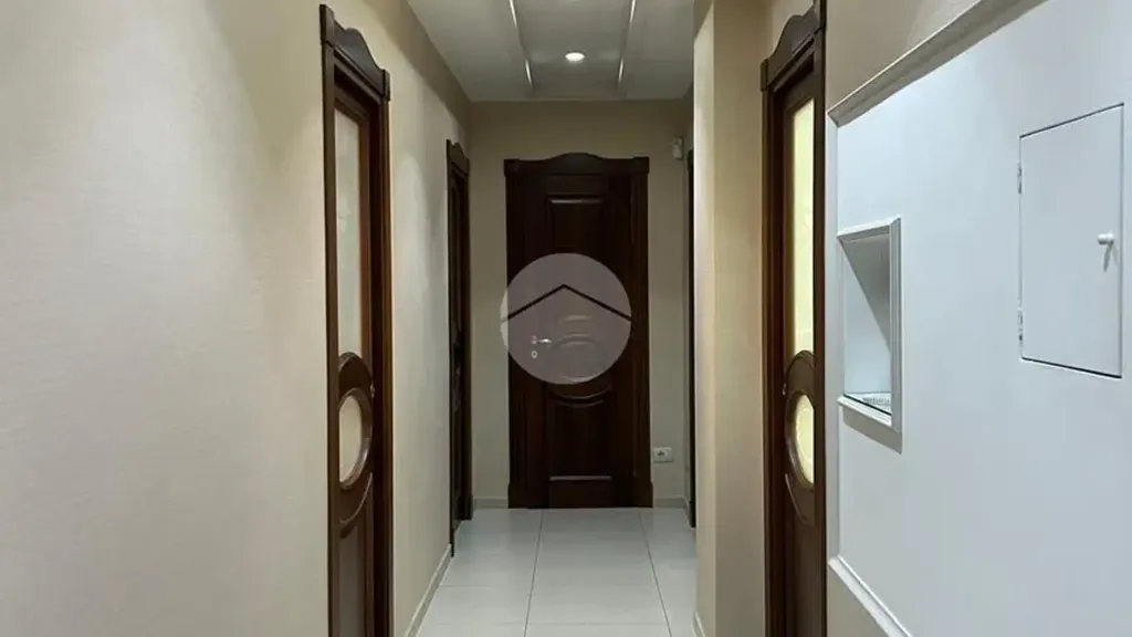 hallway_entrance