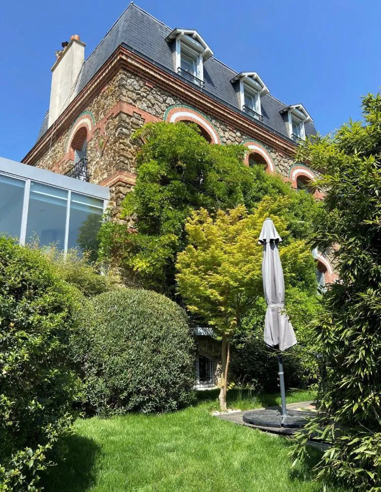 Aed - Family House with Paris View in Saint-Cloud
