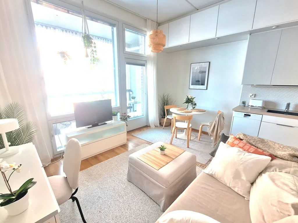 Elutuba - Lofty Apartment with Large Terrace in Kivistö, Vantaa