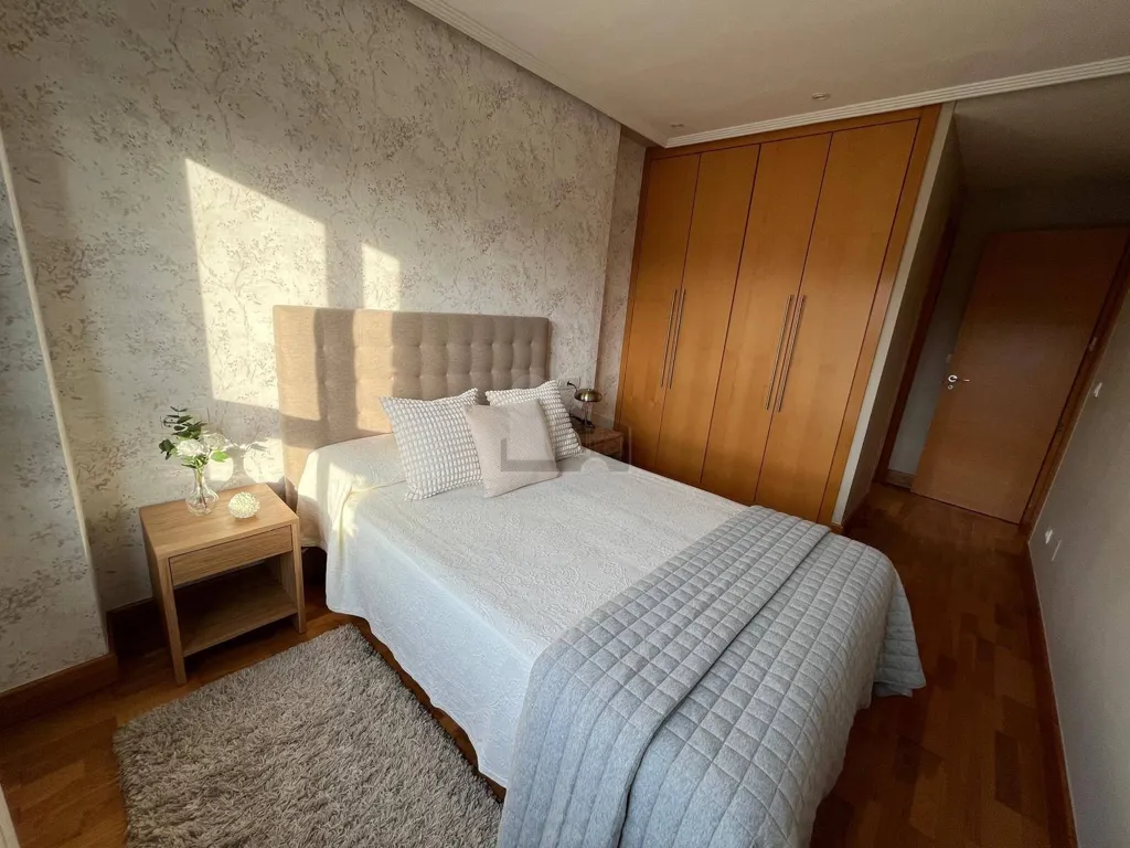 Chambres - Furnished Flat with Garden near Gran Vía, Vigo