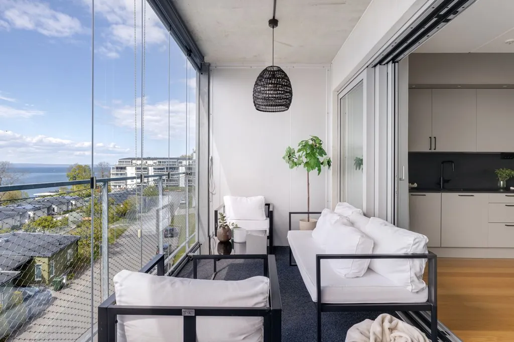 Rõdu - Apartment with Vättern View and Balcony in Växjö