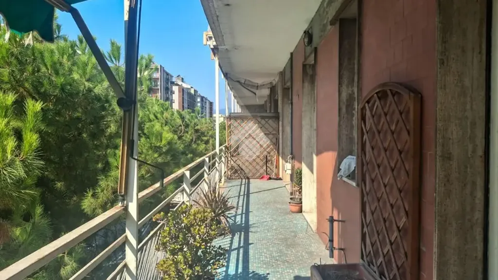 Balcon - Apartment with Balcony in Savona