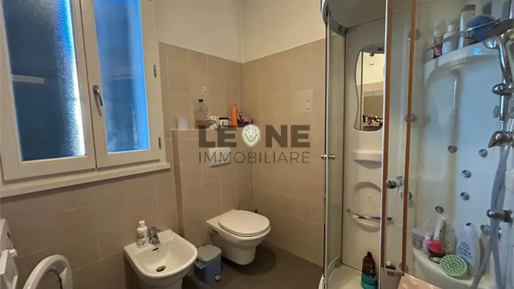 Salles de bain - Modern Apartment with Balcony in Vignola