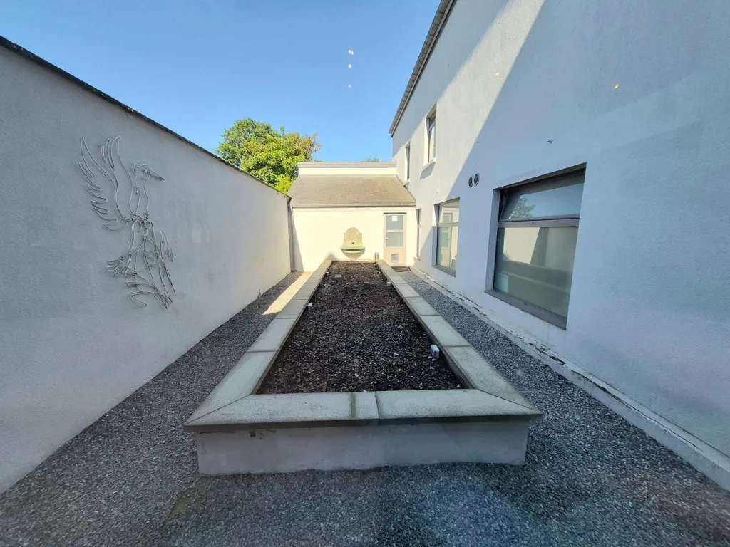 Garden - Commercial Property with Loft in Mettet