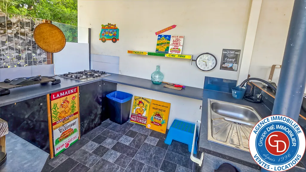 Köök - Renovated Villa with Garden in Mios