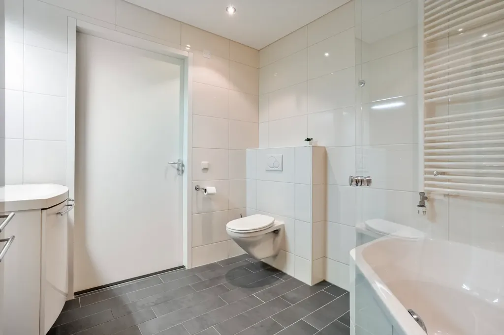 Salles de bain - Penthouse with Views in Hellendoorn Centre