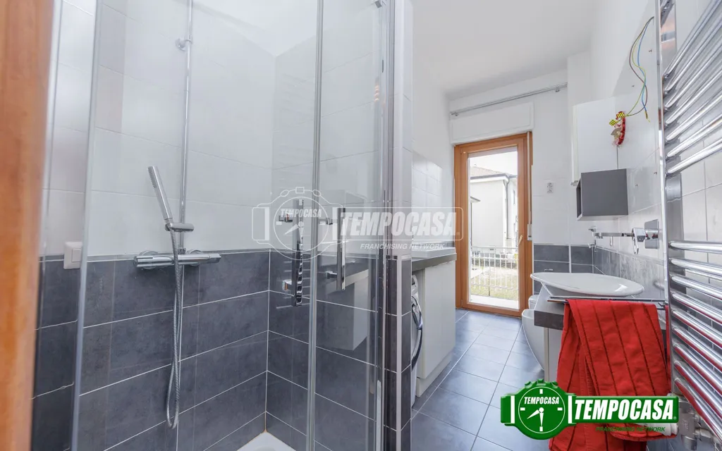 Bagni - Rustic 3-Bedroom Apartment in Pero
