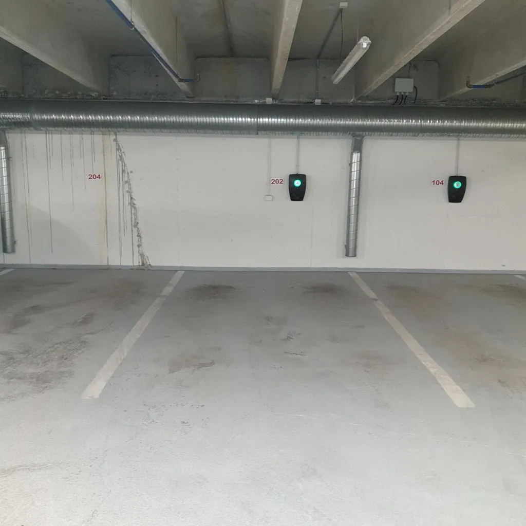 Garaaž - Apartment with Private Parking in Reykjavik