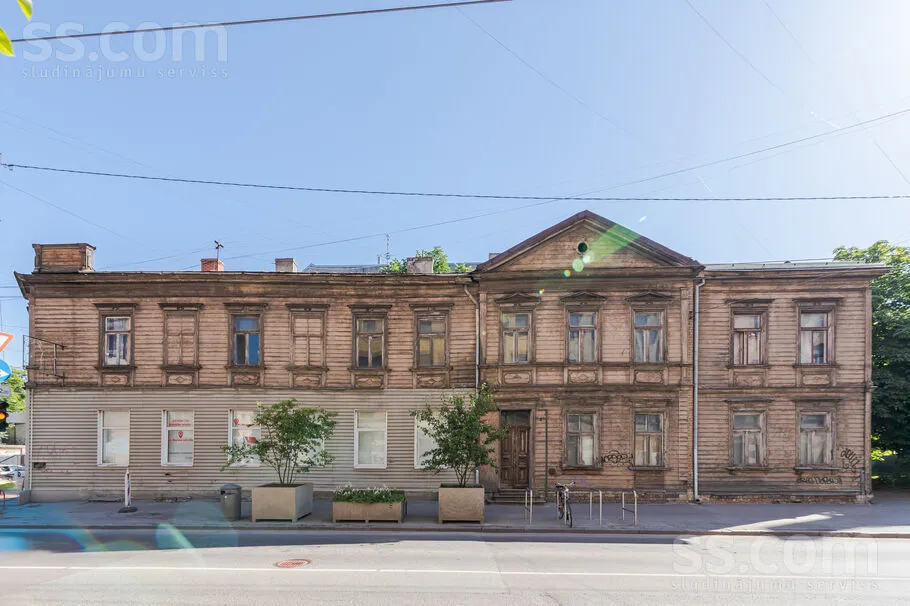 Esterno - Historic Multi-Apartment House in Riga Centre