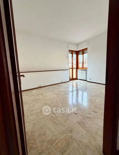 Soggiorno - Bright Apartment with Balcony in Asti
