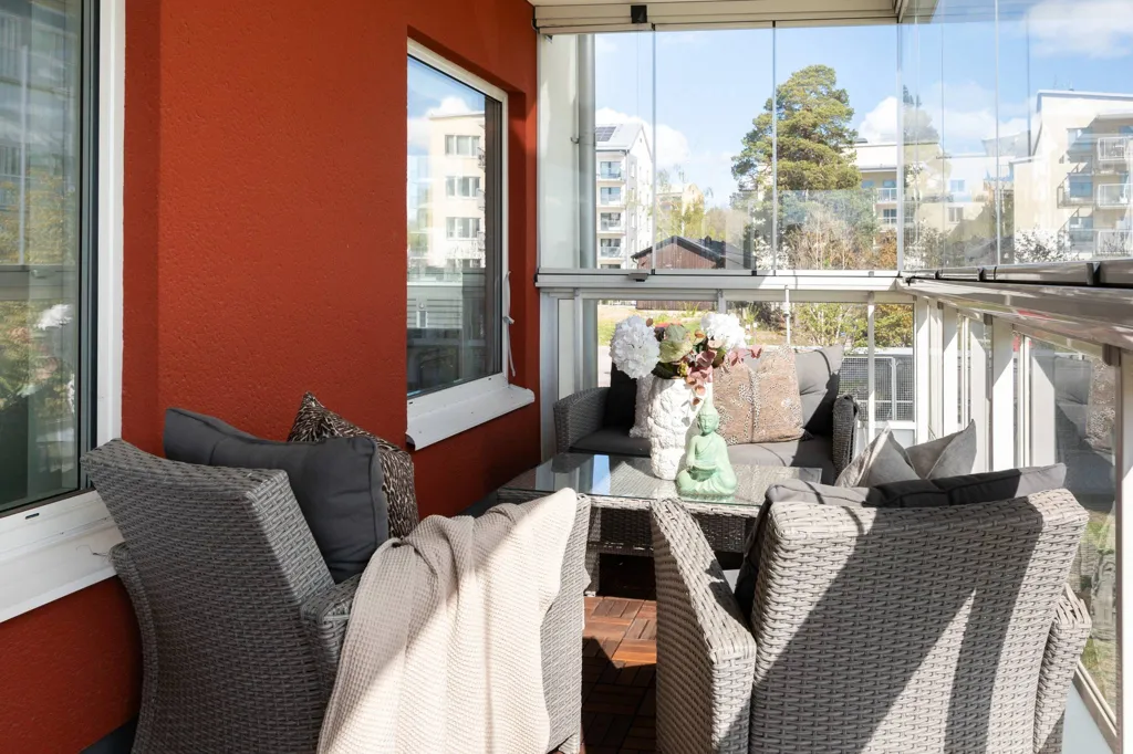 Balcon - Apartment with Balcony in Västerås