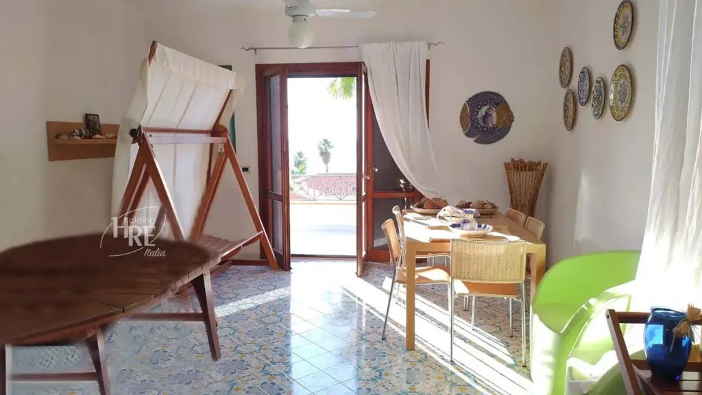Salle à manger - Apartment with Panoramic Terrace in Bonifati