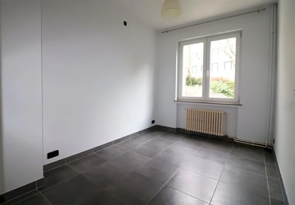Pièces - Maison Rénovée avec Jardin et Terrasse à Auderghem