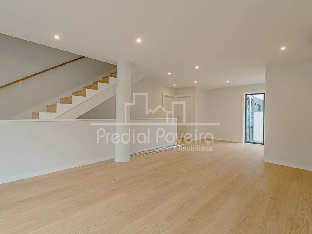 Elutuba - New Duplex Flat with Terrace in Póvoa de Varzim