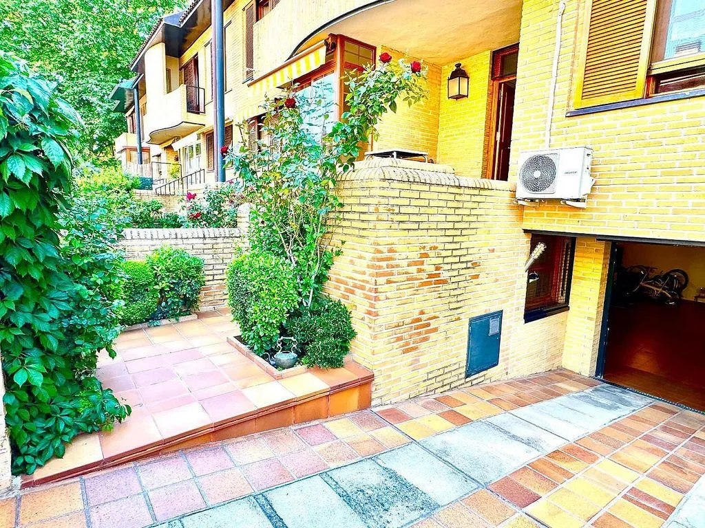 Jardin - Terraced Chalet with Garden in Guadalajara