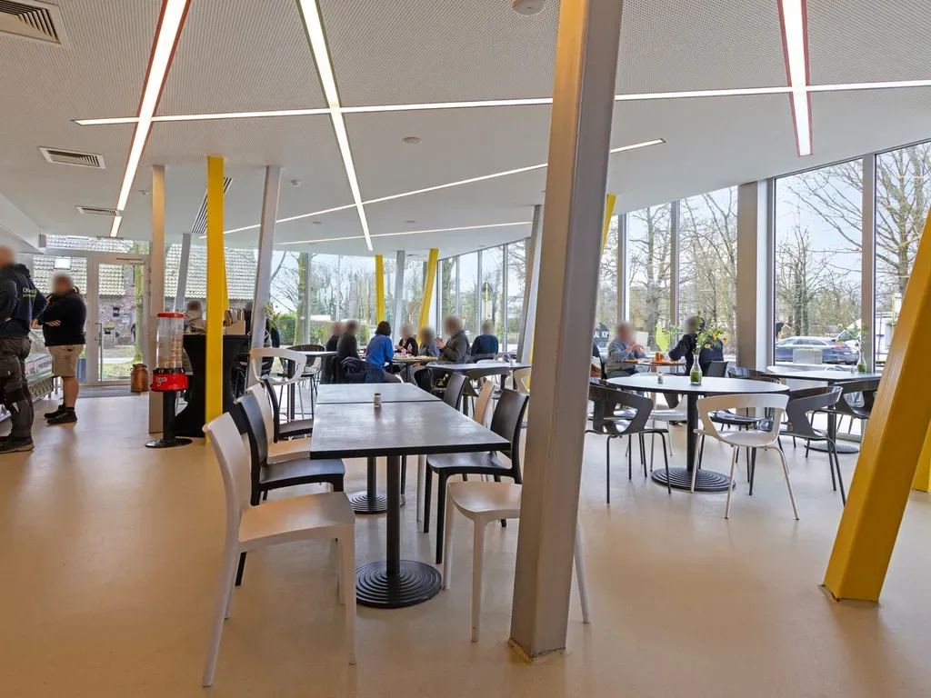 Dining Room - Modern Bistro with Drive-In in Diksmuide