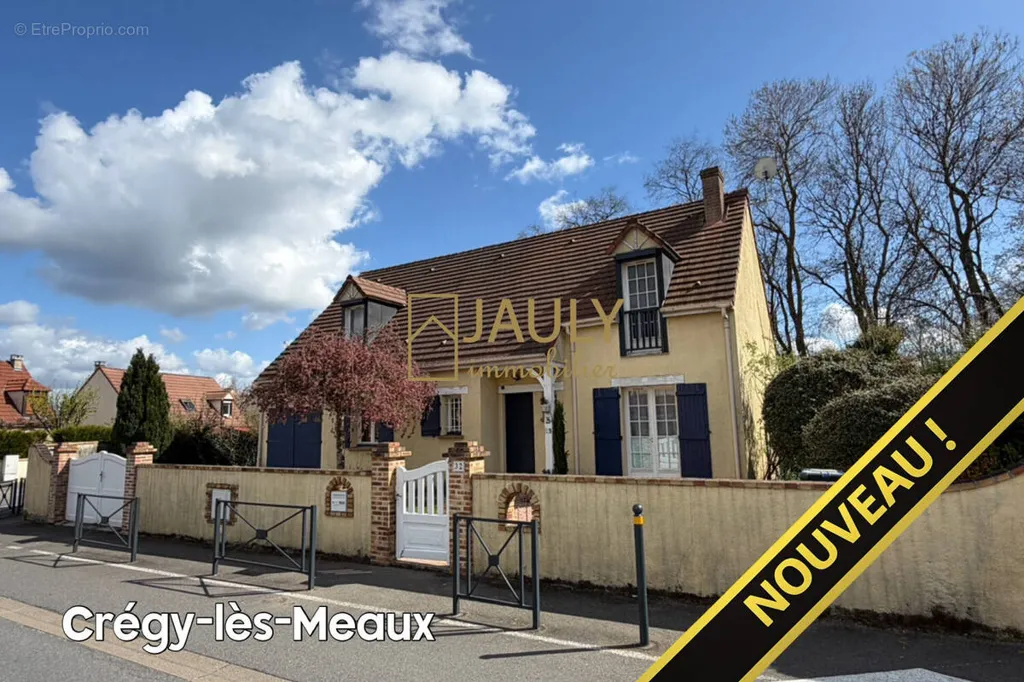 Välivaade - Traditional House with South-Facing Terrace in Cregy-Les-Meaux