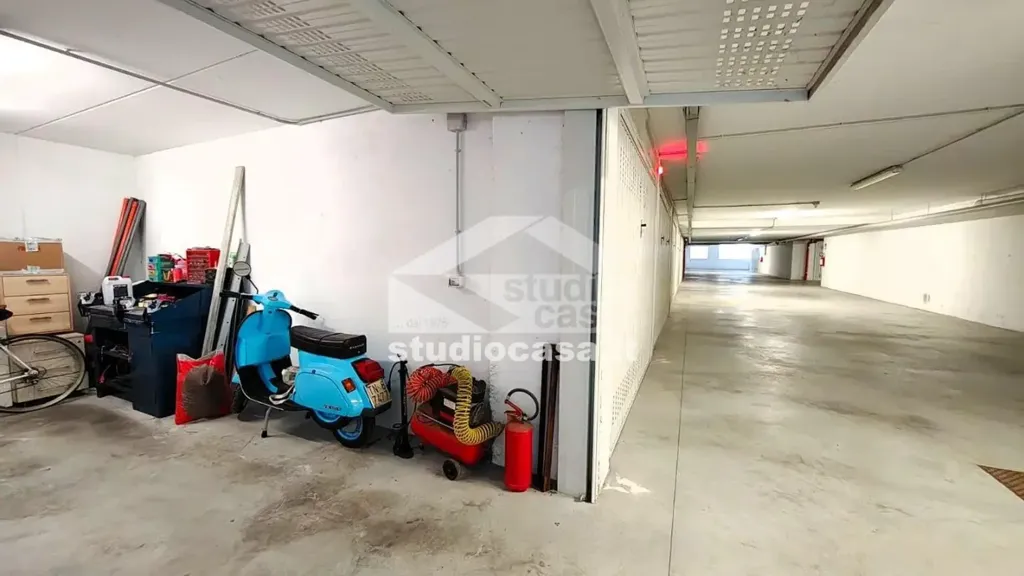Garage - Ground Floor Apartment with Garden in Mori