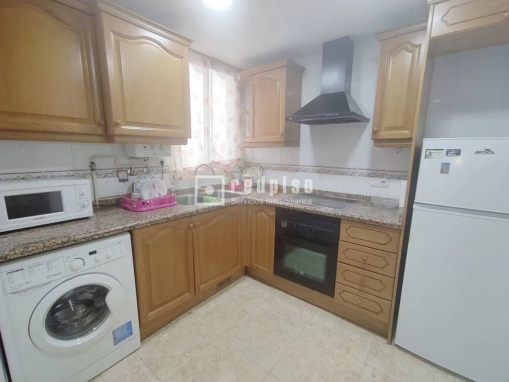 Cuisine - Apartment with Balcony in West Castellón