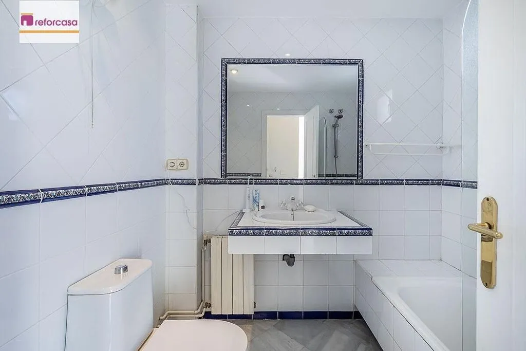 Bagni - Detached House with Private Pool in Granada