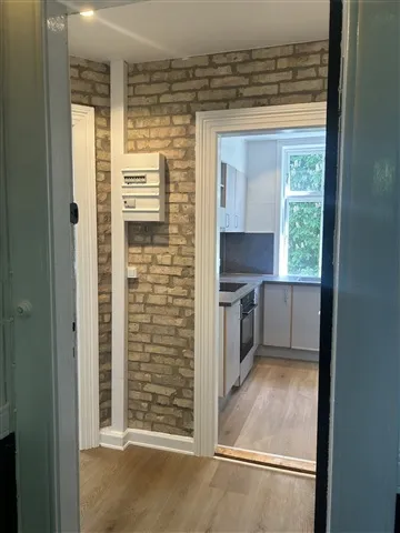 Esik - Charmful Flat with Brick Walls in Aalborg