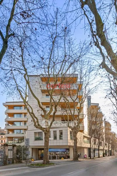Välivaade - Contemporary Apartment with Panoramic Terrace in Bergamo