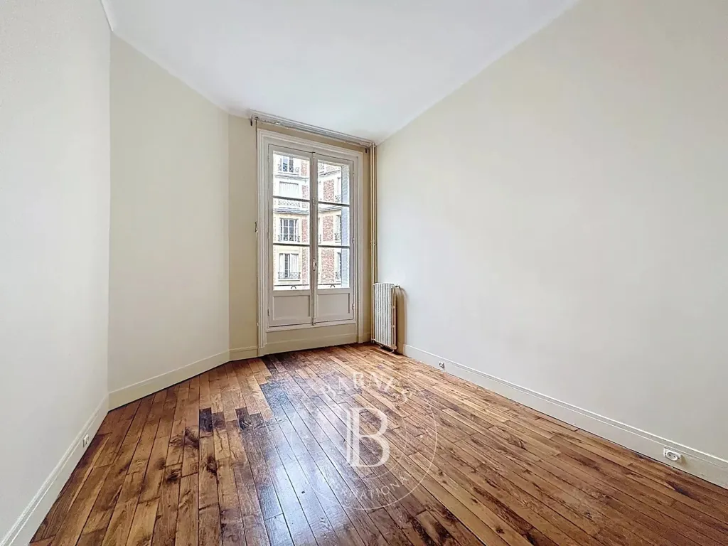 Pièces - Appartement Luxe avec Vue sur la Ville près de la Tour Eiffel