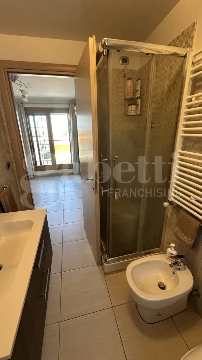Salles de bain - Apartment with Balcony in Via Anagnina, Rome