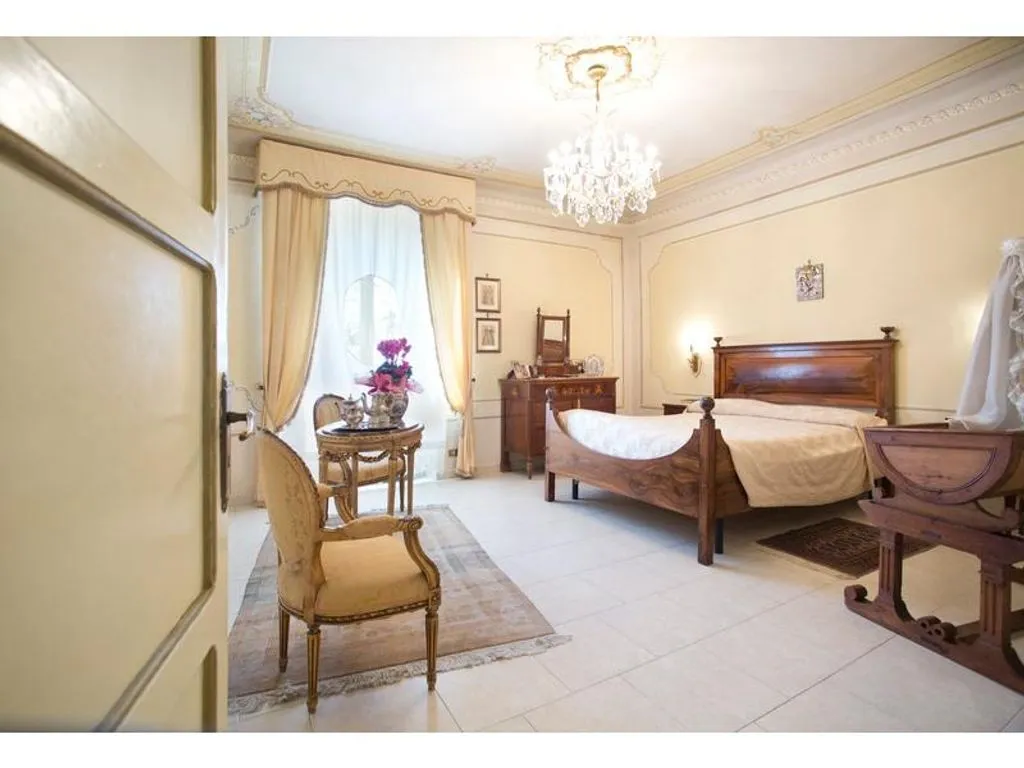 Chambres - Luxury Villa with Private Chapel in Bosco, Umbria