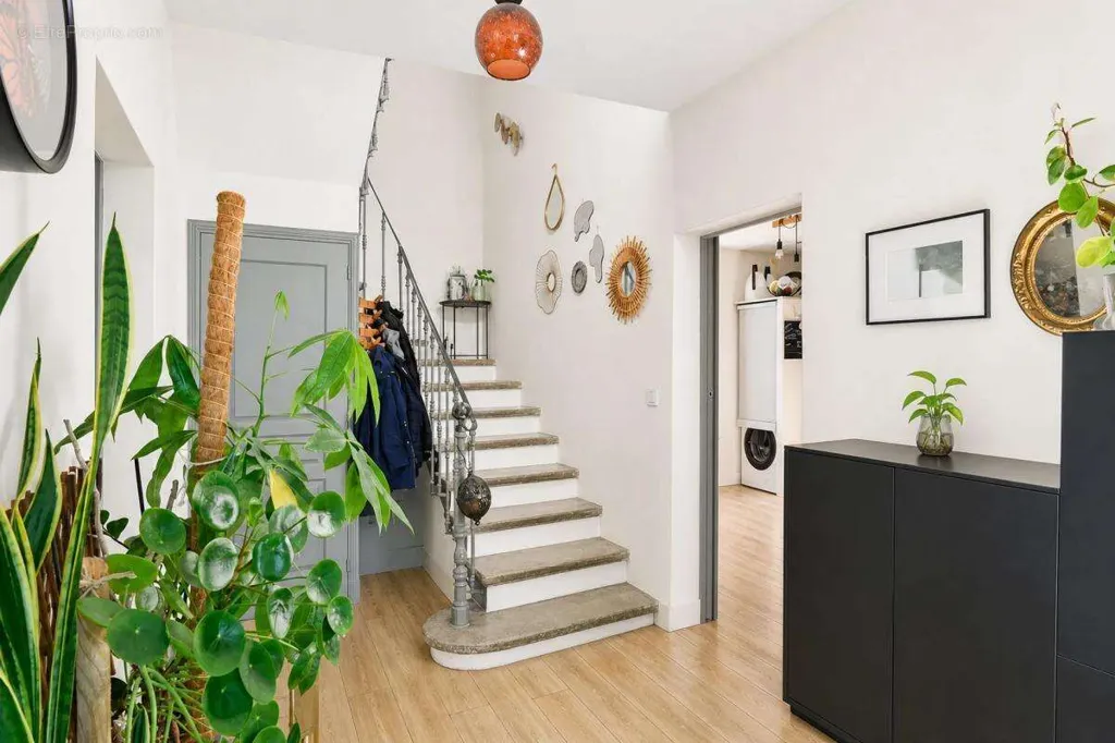 Hallway - Renovated Manor with Pool in Moussac