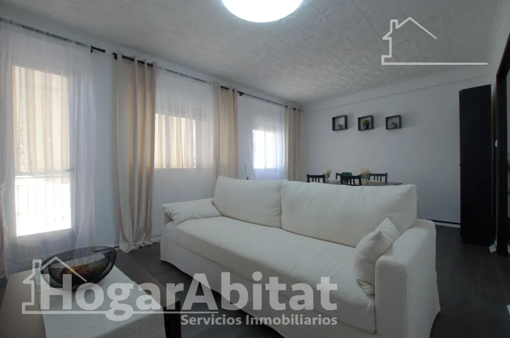 Séjour - Reformed Apartment with Balcony near Cullera Centre