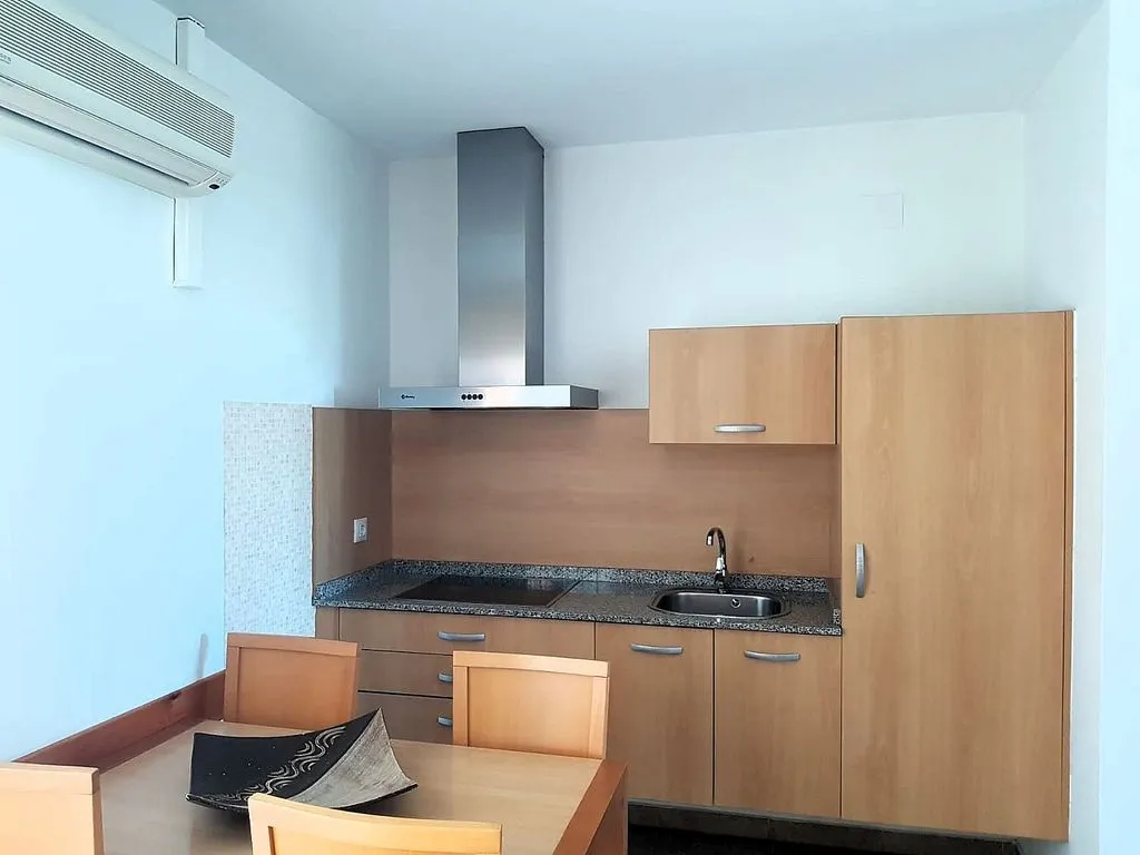 Cucina - 1-Bed Apartment with Pool on Avenida Del Decano