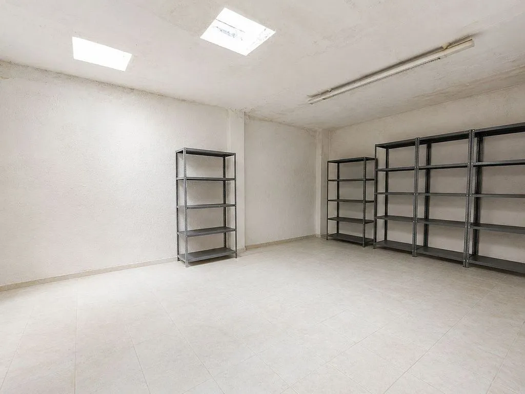 Pesuköök - Commercial Space with Conversion Potential in El Vendrell