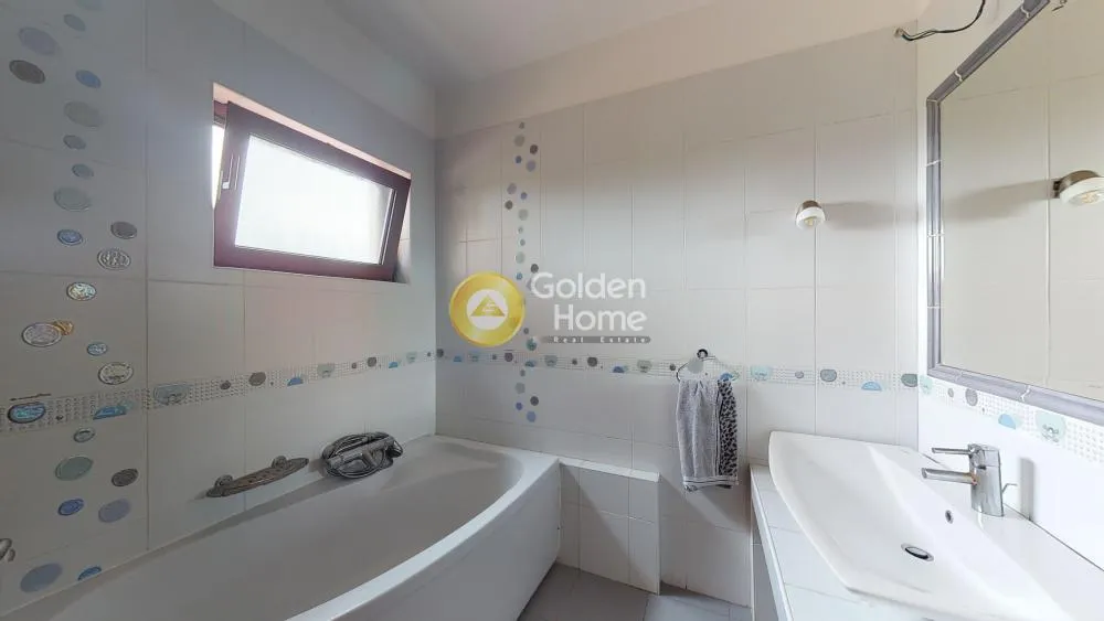 Salles de bain - Detached Villa with Unobstructed Views in Vravrona